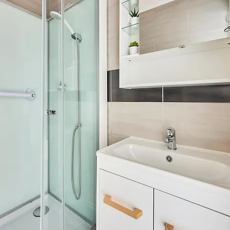 La Fleurie - Appt A 50m De La *